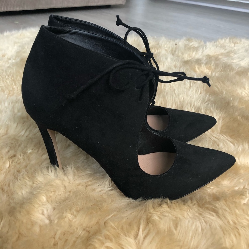 Aldo Black Suede Lace-Up Pump